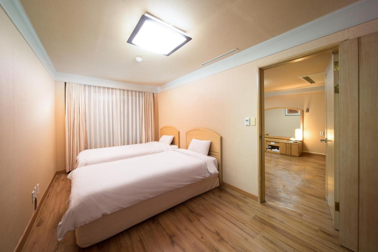 Jeju Hawaii Hotel Exterior foto